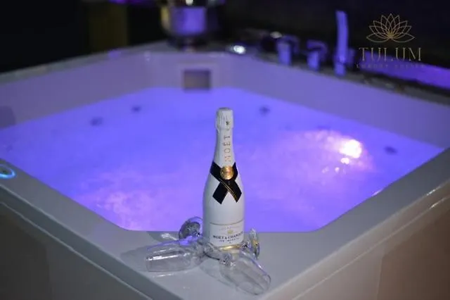 Tulum Luxury Suites-skopje *